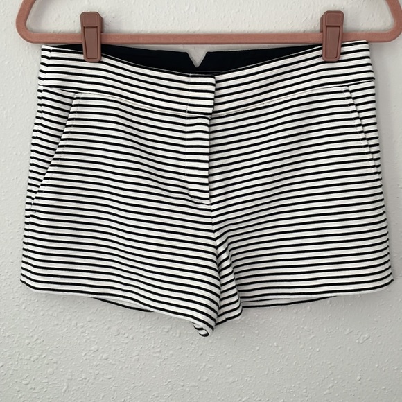 BCBG MaxAzria Black & White Stripe Shorts size S - Picture 4 of 5